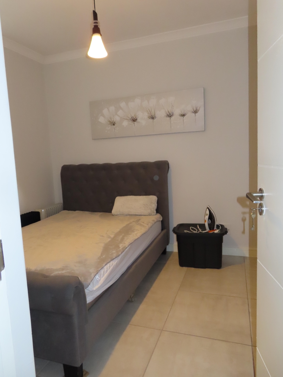 To Let 3 Bedroom Property for Rent in Paardevlei Western Cape